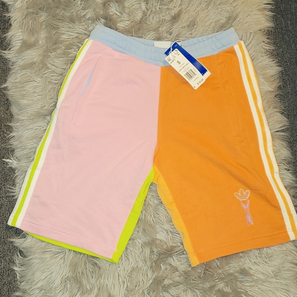 Adidas limited edition love unites shorts men small